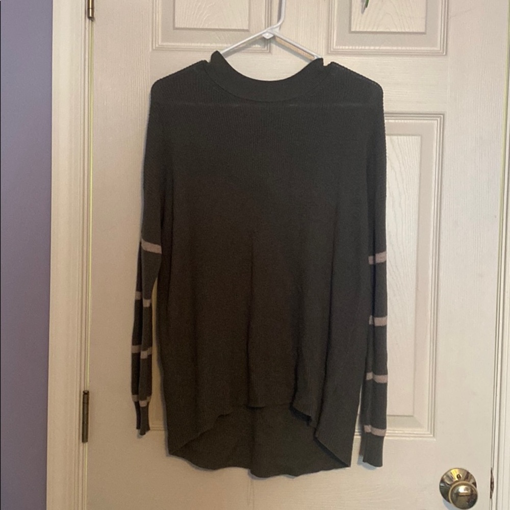 Green American eagle sweater